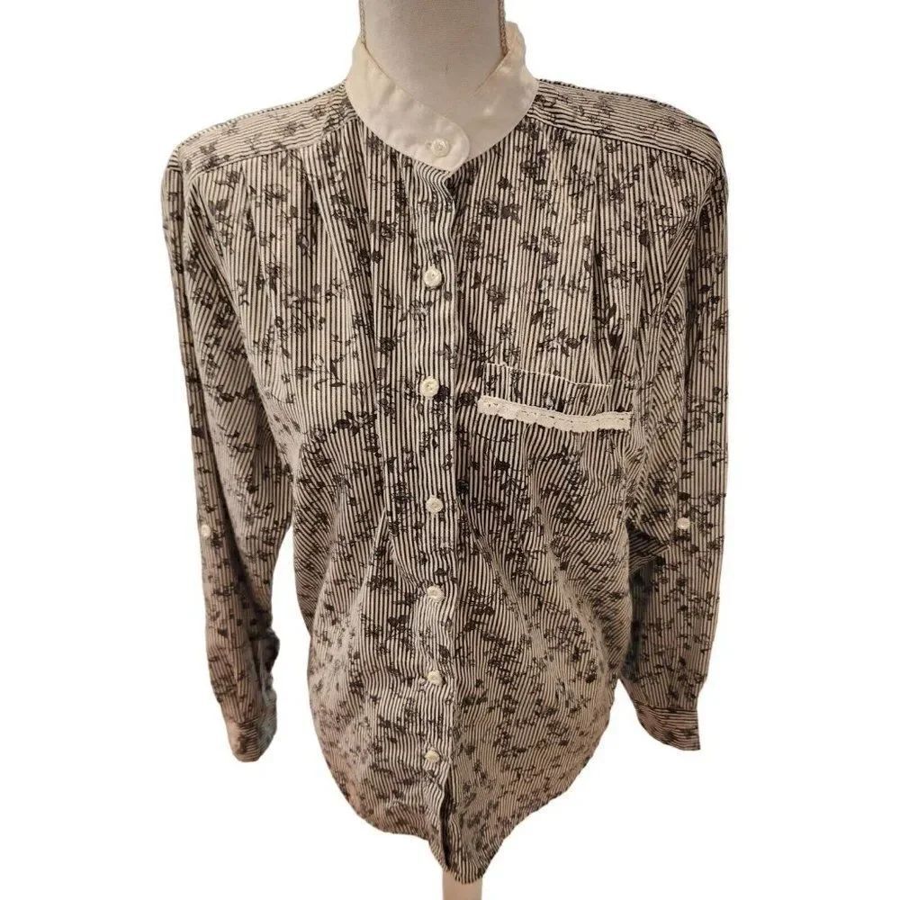Vintage 80s Tapestry Black and White Floral Long Sleeve Blouse Shirt